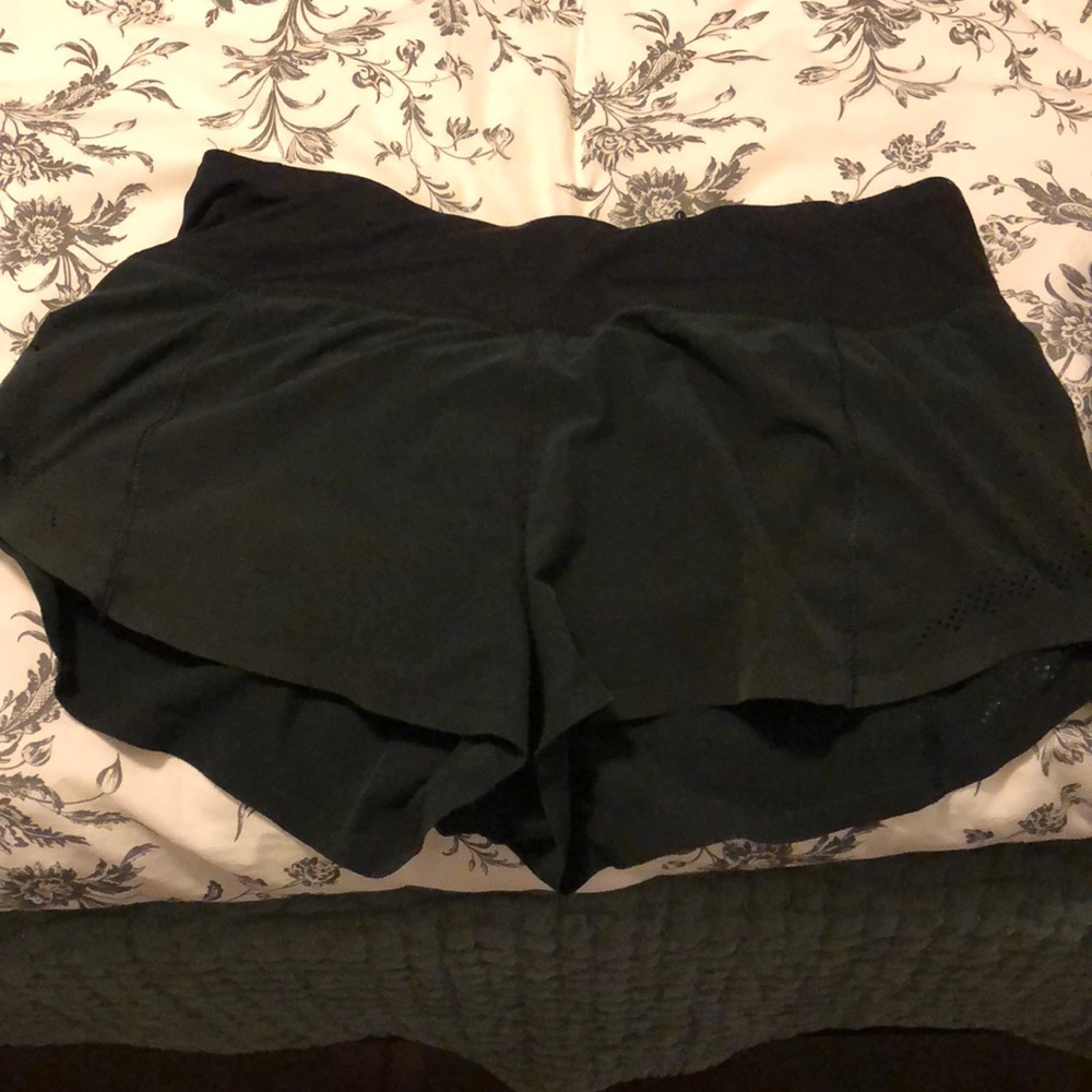 Lulu lemon shorts size 4